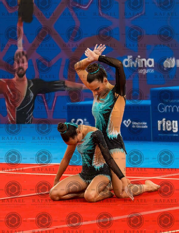 ALEJANDRA GOMEZ Y PAULA VIERNES - Imagen 2