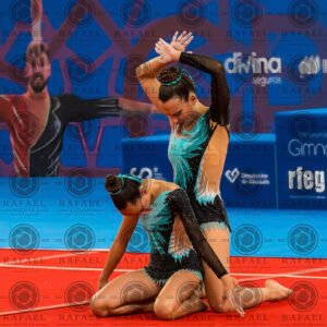 ALEJANDRA GOMEZ Y PAULA VIERNES