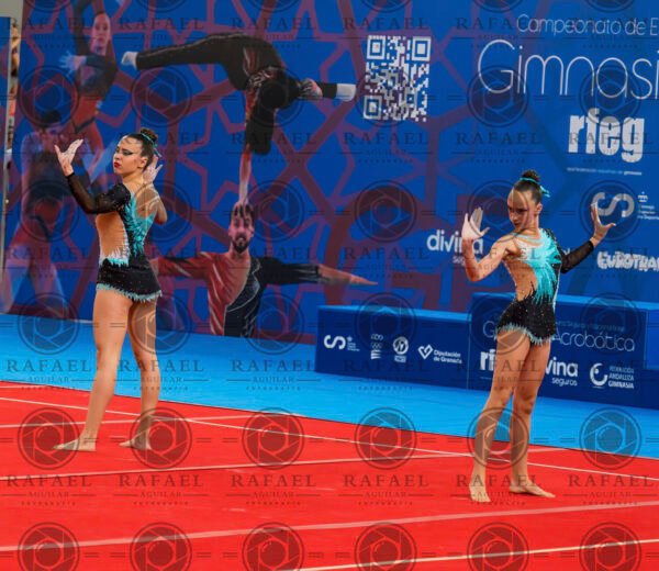 ALEJANDRA GOMEZ Y PAULA VIERNES - Imagen 3