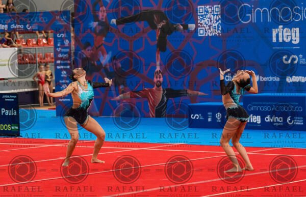 ALEJANDRA GOMEZ Y PAULA VIERNES - Imagen 4