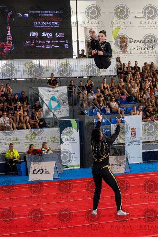 IZAN Y LEIRE VIERNES - Imagen 11