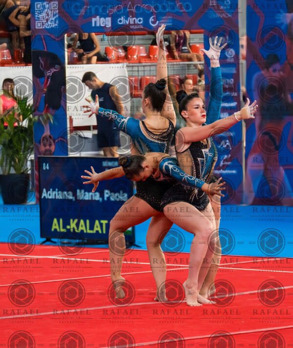 ADRIANA,PAOLA Y MARIA VIERNES - Imagen 2